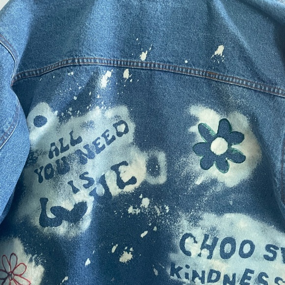 Bleached denim jacket size 2x - Picture 4 of 4